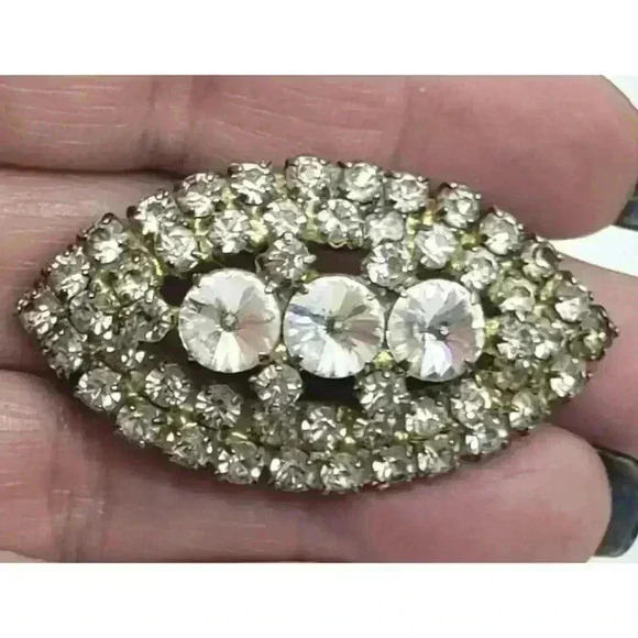 Vintage Rhinestone Brooch Inverted Rivoli Clear Stones 3rd Eye Chakra - Picture 1 of 8